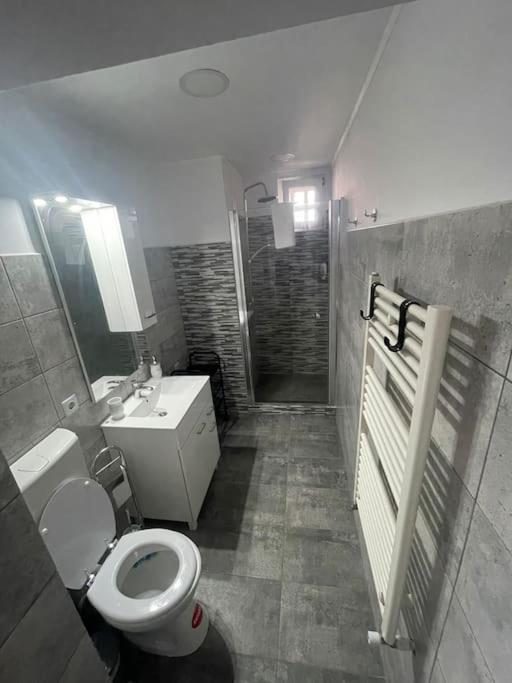 Lady M Apartment ซิวิโชอารา ภายนอก รูปภาพ
